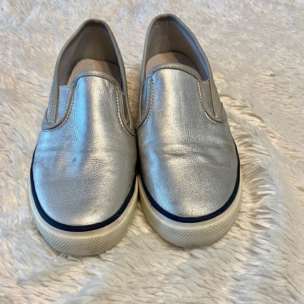 Sperry top sided slip on